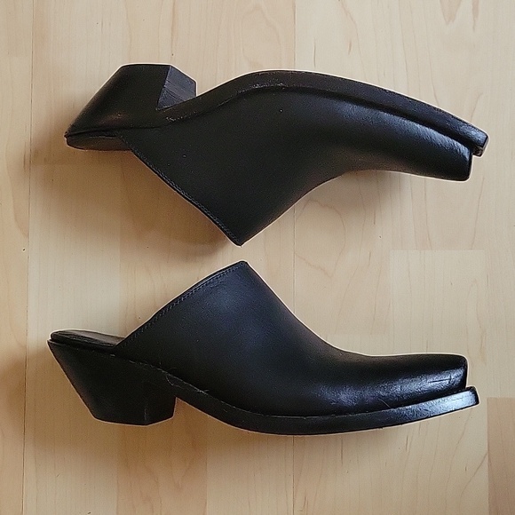 Cobra Rock Mules Black 9 - Picture 4 of 8